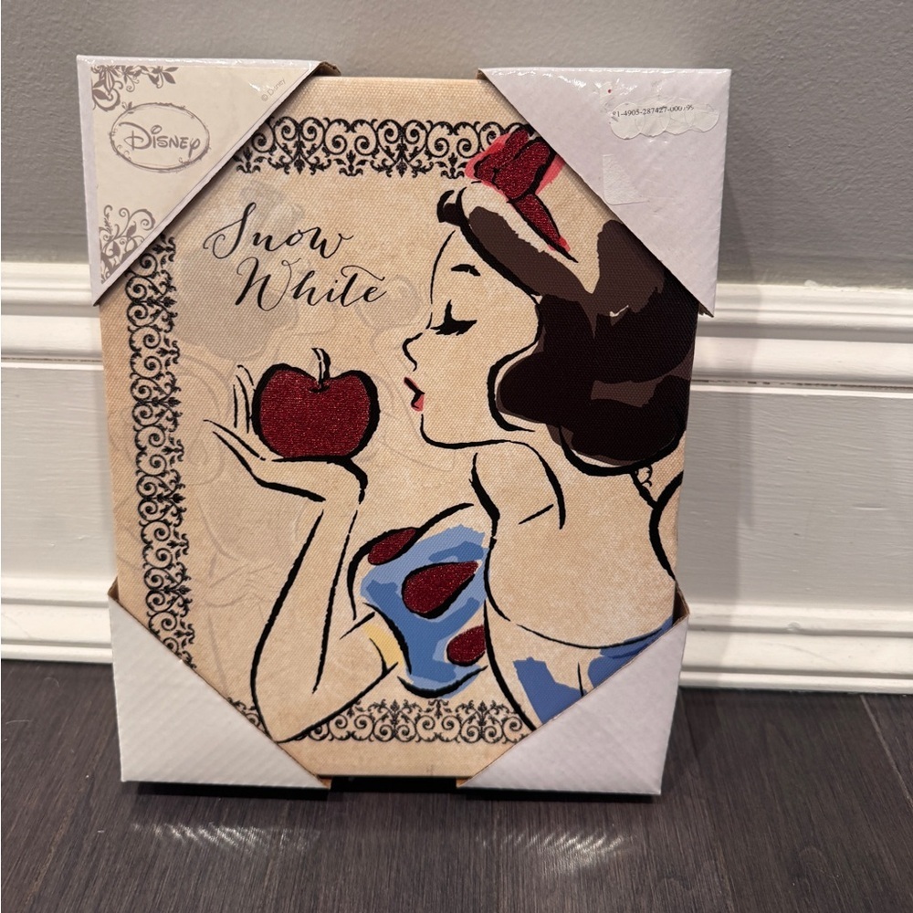 NWT Artissimo Disney Snow White Canvas Print with Red and Blue Glitter Accents - Picture 1 of 4